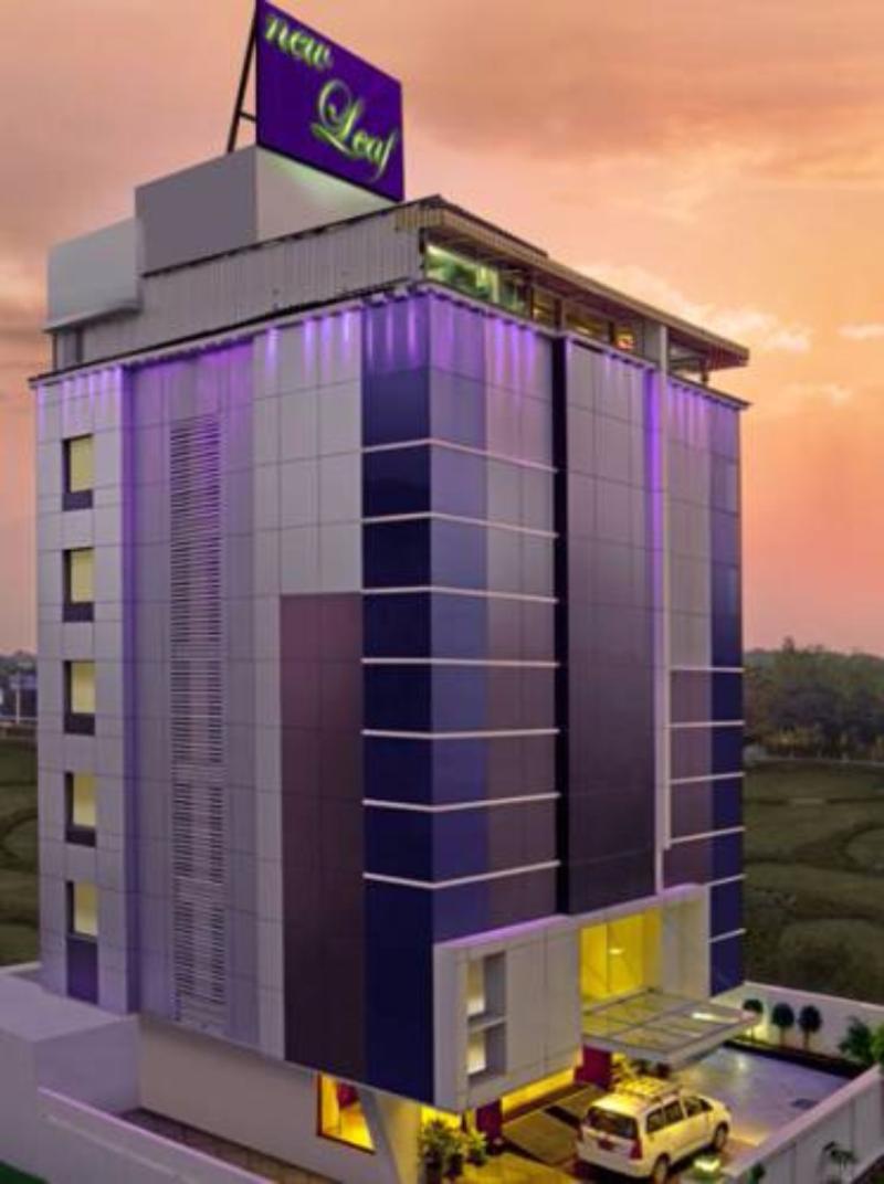 New Leaf Hotel Pune Exterior photo